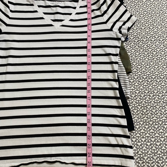 5 pack bundle basic tees - Picture 15 of 16